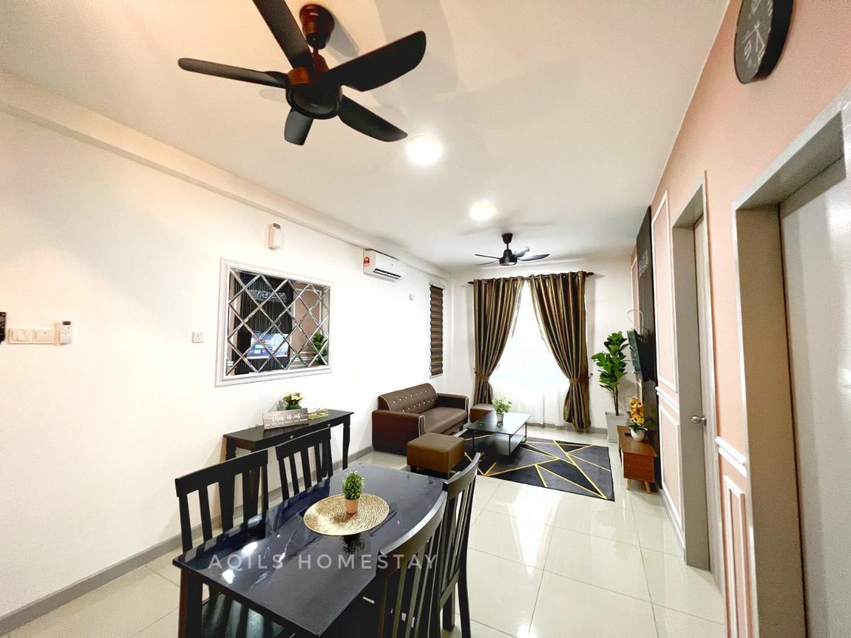 Aqils Homestay Kuala Terengganu Esterno foto