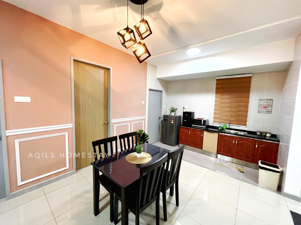 Aqils Homestay Kuala Terengganu Esterno foto